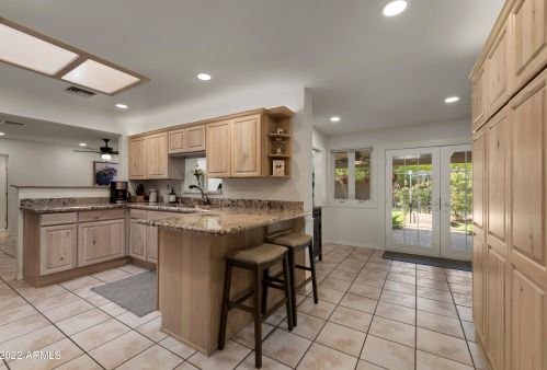 1832 Claremont St, Phoenix AZ  85015-2073 exterior