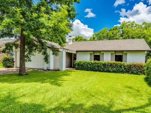 4810 Canyonbend Cir, Austin TX  78735-6605 exterior