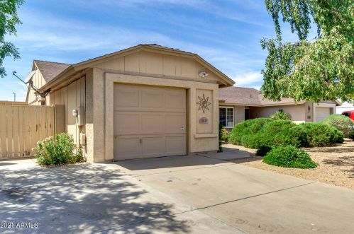 20628 31st Ave, Phoenix AZ  85027-6050 exterior