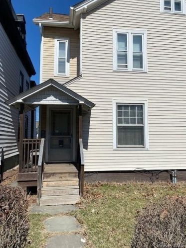 339 Church St, Poughkeepsie, NY 12601-4263