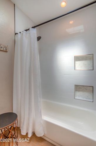 7821 Adams St, Tucson AZ 85719-4237 exterior