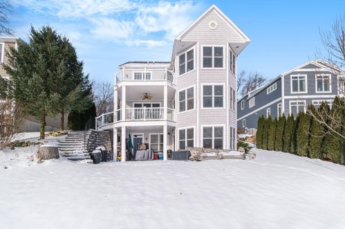 1234 Eagle Lk Dr, Kalamazoo MI 49009-8429 exterior