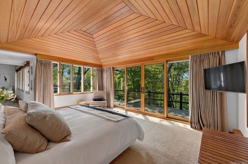 9 Fox Run, Armonk NY 10504-1011 exterior