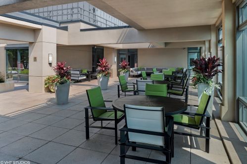 65 Monroe St, Chicago IL  60603-4910 exterior