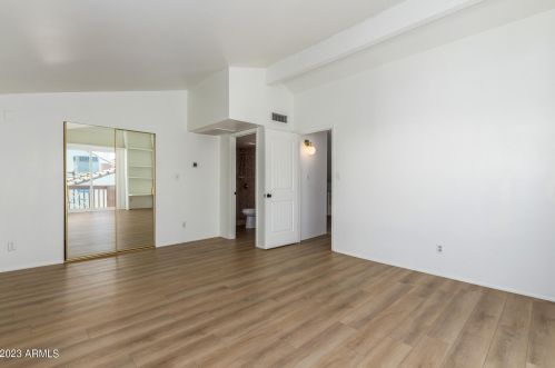 1187 Belmont Ave, Phoenix AZ  85020-4162 exterior