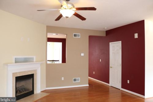 204 Walnut St, Hanover PA 17331-2534 exterior