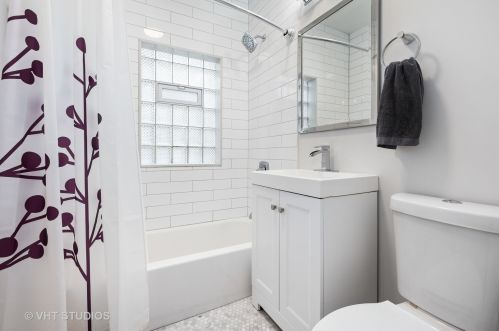 4533 Central Park Ave, Chicago IL 60655-3306 exterior