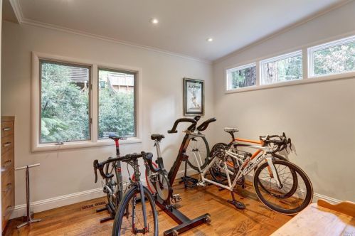 412 Blithedale Ave, Mill Valley CA 94941-2100 exterior