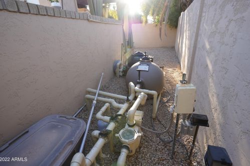 318 Campo Bello Dr, Phoenix AZ 85032-2216 exterior