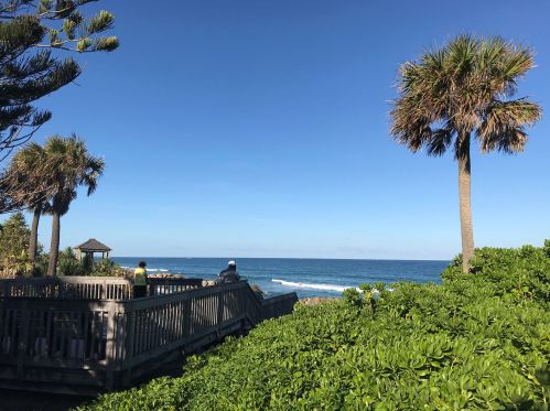 6 Royal Palm Way, Boca Raton FL  33432-7818 exterior