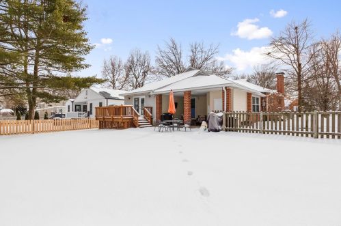 21 Winnetka Ln, Saint Louis MO 63122-3252 exterior