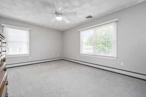 97 Gaskill St, Woonsocket RI 02895-1011 exterior