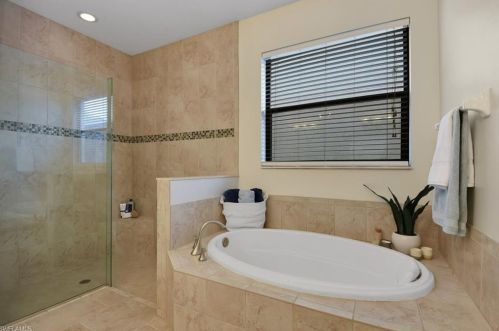 14319 Tuscany Pointe Trl, Naples FL 34120-6002 exterior