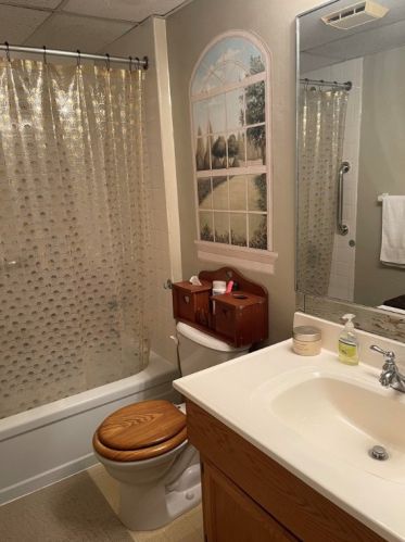 520 Washington Rd, Pittsburgh PA  15228-2819 exterior