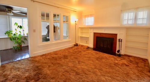 286 Pick Ave, Elmhurst IL 60126-3058 exterior