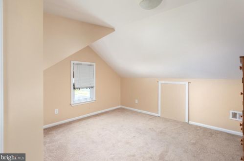 408 Route 156, Trenton NJ 08620-1728 exterior