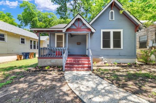 1303 6th St, Austin TX  78704 exterior