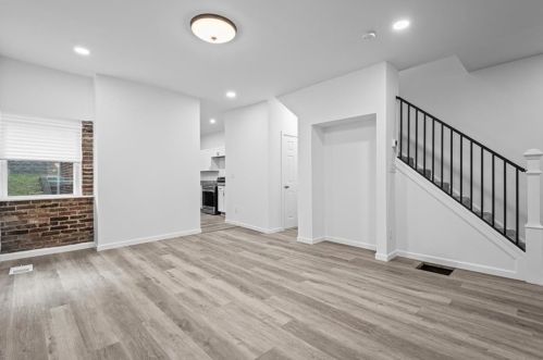 436 Arabella St, Pittsburgh PA  15210-1402 exterior