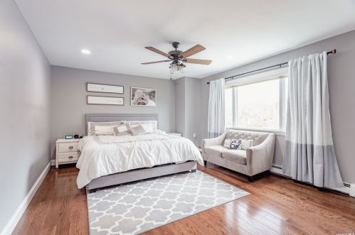 34 Fleetwood Rd, Commack NY 11725-1755 exterior