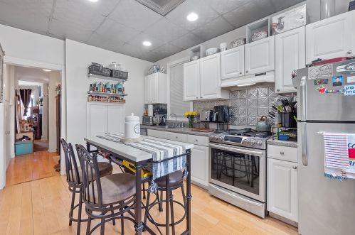 44 47th St, Union City NJ 07086-7146 exterior