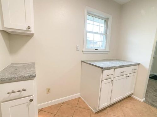 152 Bryant Dr, Pittsburgh PA 15235-4627 exterior