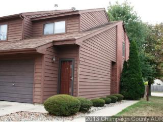 2117 Sunview Dr, Champaign IL  61821-7408 exterior