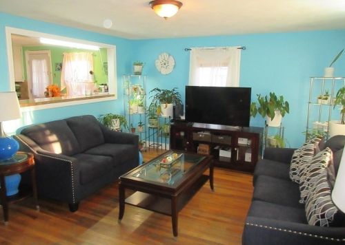 49 Glenham St, Springfield MA 01104-2033 exterior