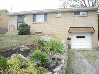 5275 Becky Dr, Pittsburgh, PA 15236-2620