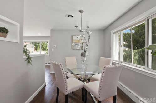 26 Fern St, Edison NJ  08817-4206 exterior