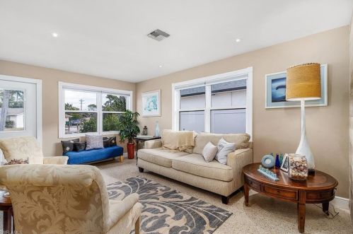 794 107 Ave, Naples FL 34108-1857 exterior