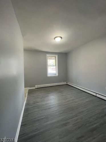 596 River St, Paterson NJ  07524-1742 exterior