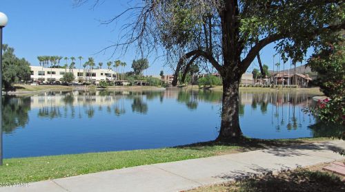 10830 28 Ave, Phoenix AZ 85009-5722 exterior