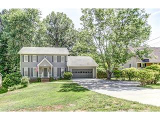 912 Old Norcross Tucker Rd, Tucker, GA 30084-1525