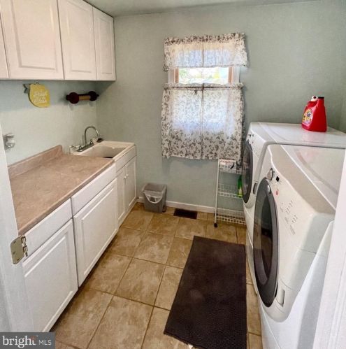 2020 Rowland St, Riverton NJ 08077-1858 exterior