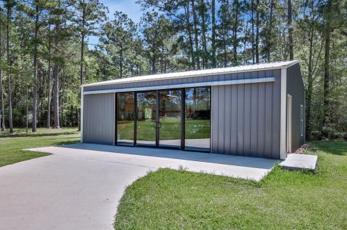 3315 Spg Br Rd, Montgomery TX 77316-2503 exterior