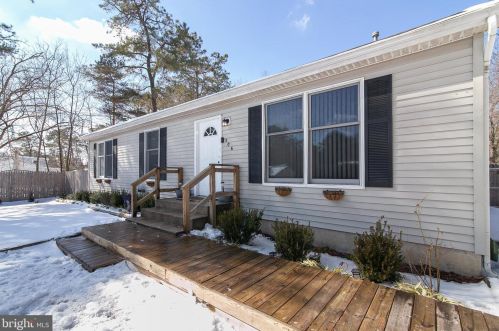 206 Seminole Trl, Browns Mills, NJ 08015-6308