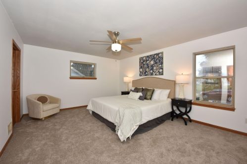 2102 Walnut St, Milwaukee WI 53205-1422 exterior