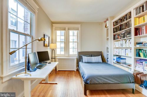 1835 Phelps Pl, Washington DC 20008-1851 exterior