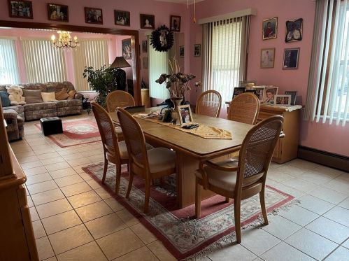 98 Hawkins St, Providence RI 02908-1713 exterior