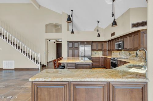 14280 12 Pl, Phoenix AZ 85014-5105 exterior