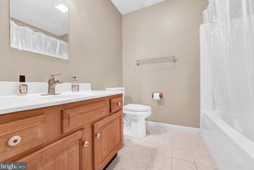 1739 Conard Rd, Lancaster PA 17602-1302 exterior