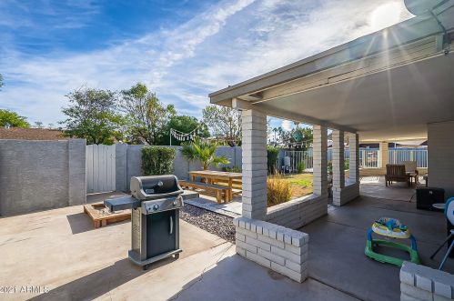 2709 Central Dr, Chandler AZ 85224-2345 exterior