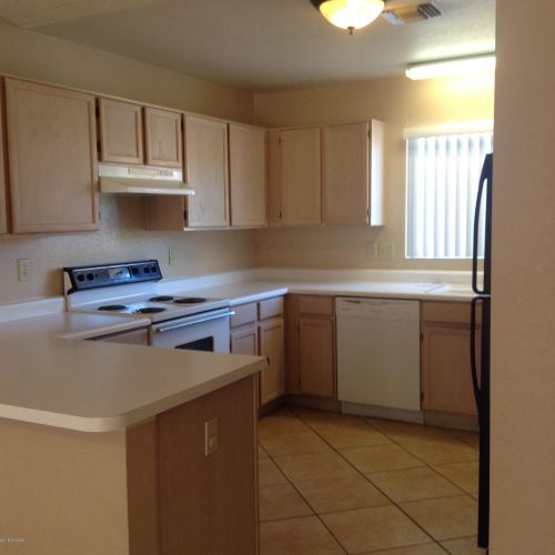 9950 Black Mesa Trl, Tucson AZ  85742-8855 exterior