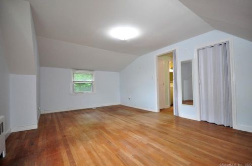 913 Plymouth St, Windsor CT 06095-3713 exterior