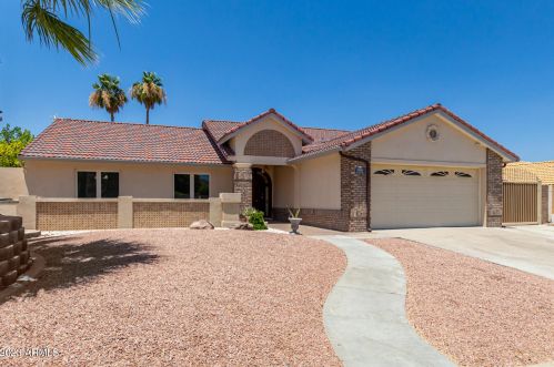 15816 15th Way, Phoenix AZ  85022-3249 exterior