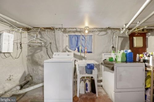 5815 Addison St, Philadelphia PA 19143-1204 exterior