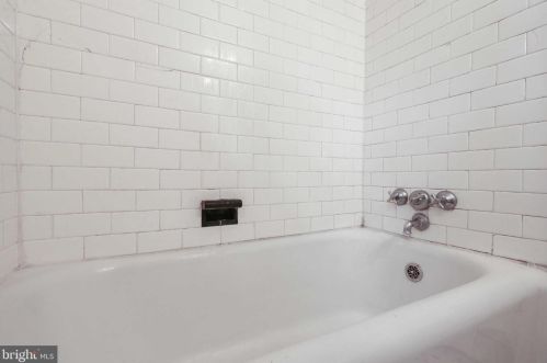 3929 Fulton St, Washington DC 20007-1379 exterior