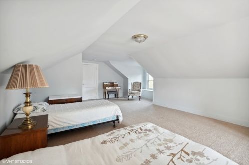 9813 Hoyne Ave, Chicago IL  60643-1728 exterior