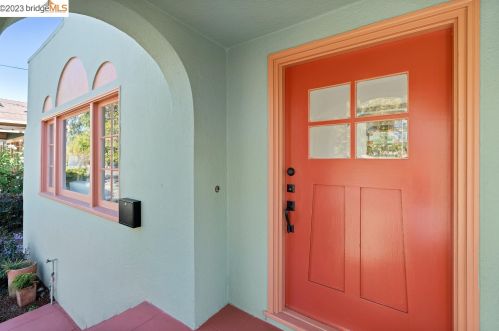 1514 Blake St, Berkeley CA 94703-1805 exterior