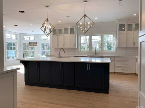 4 Capel Dr, Huntington Station NY 11746-5803 exterior